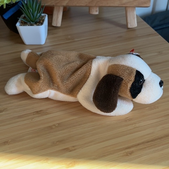 TY Beanie Babies Bernie The St. Bernard 1996 Cream Tan Black With Original Tag - Picture 3 of 10